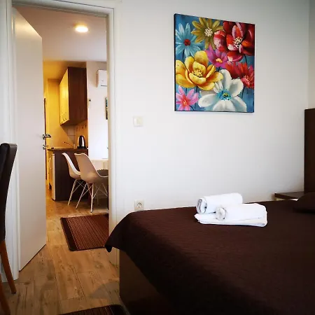 Апартаменты Stina