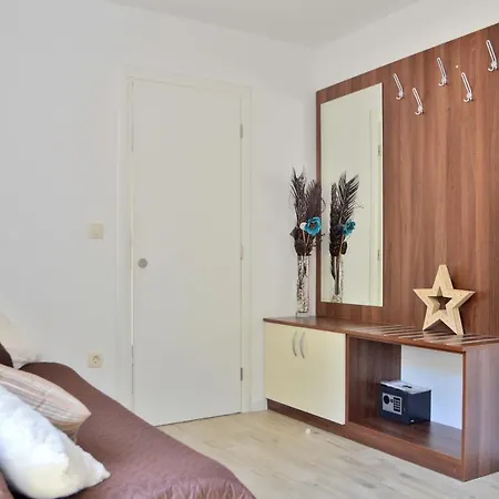 Stina Апартаменты *