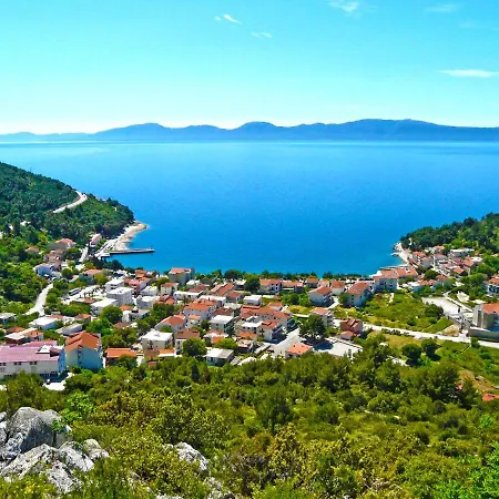 Apartman Stina *
